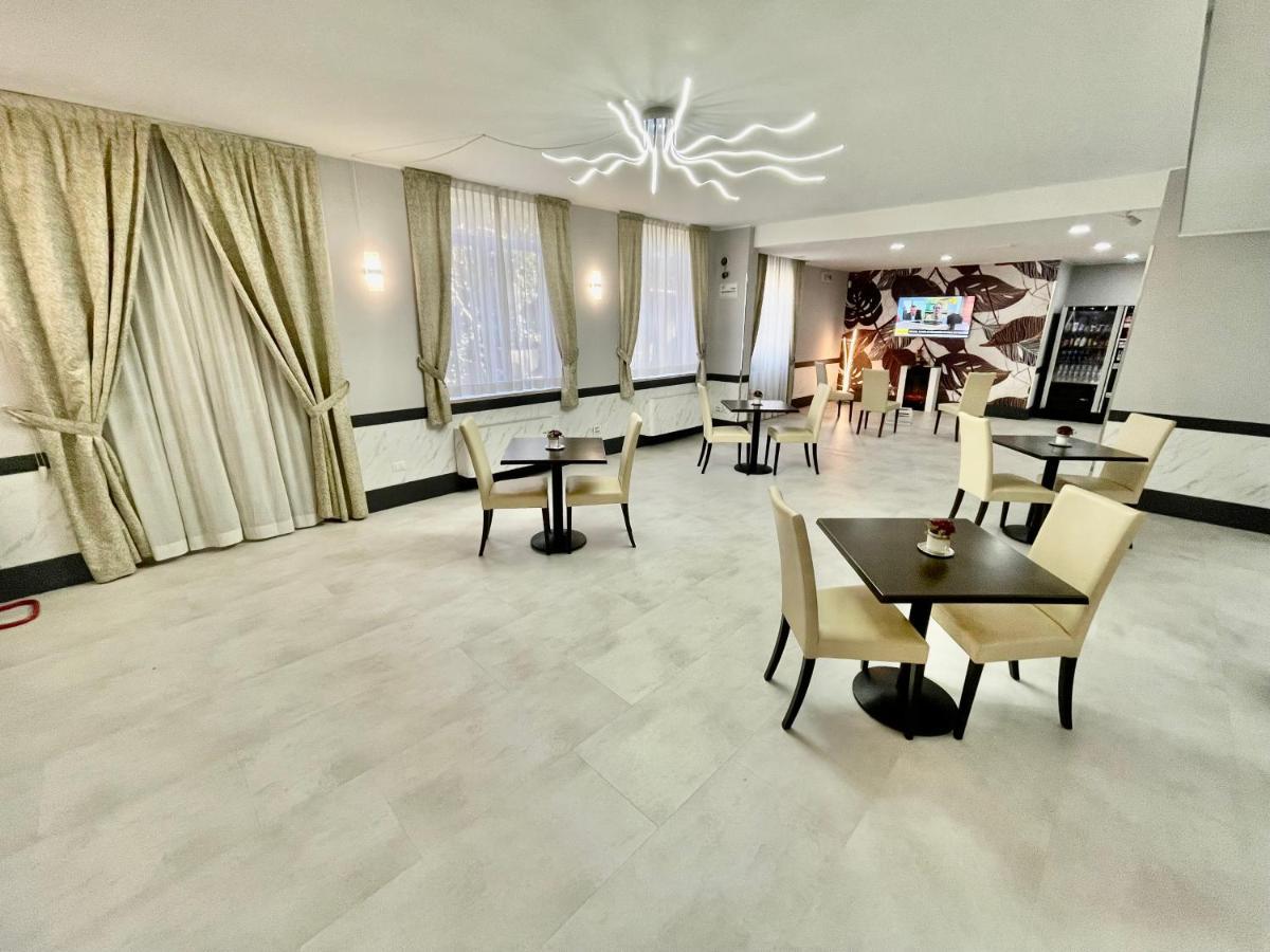Hotel Concorde Fiera Saronno Eksteriør bilde