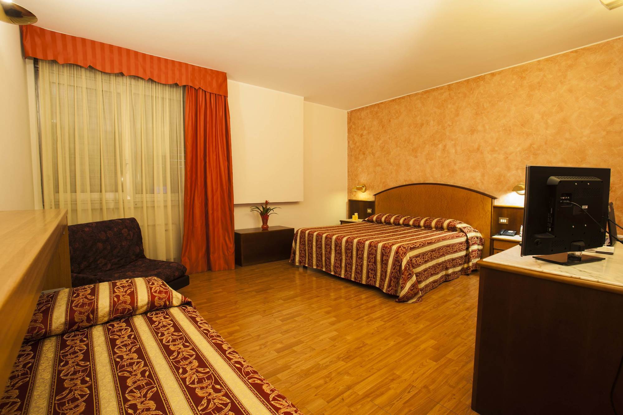 Hotel Concorde Fiera Saronno Eksteriør bilde