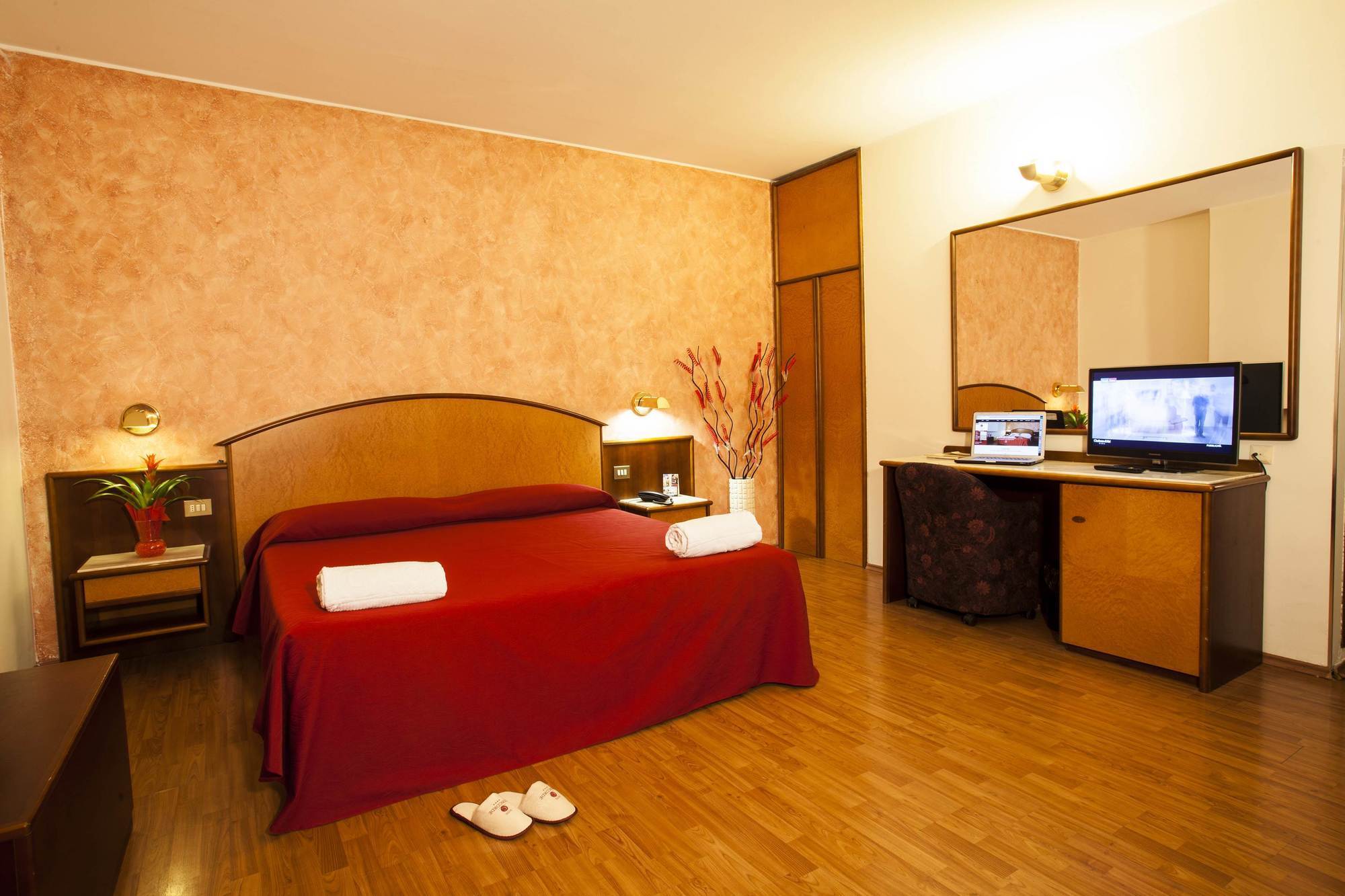 Hotel Concorde Fiera Saronno Eksteriør bilde